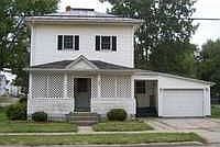 1st image of 220 E Lawrence St