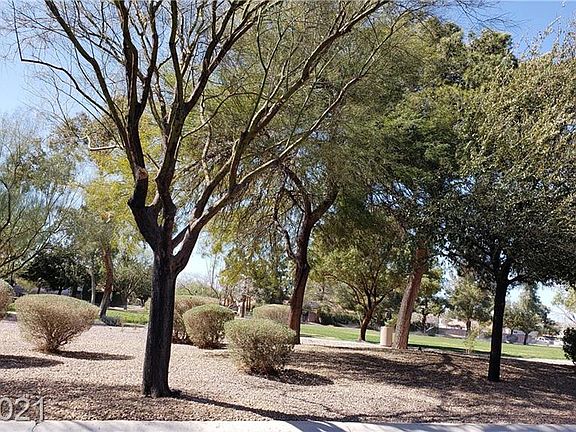 4th image of 1760 Carlos Dr