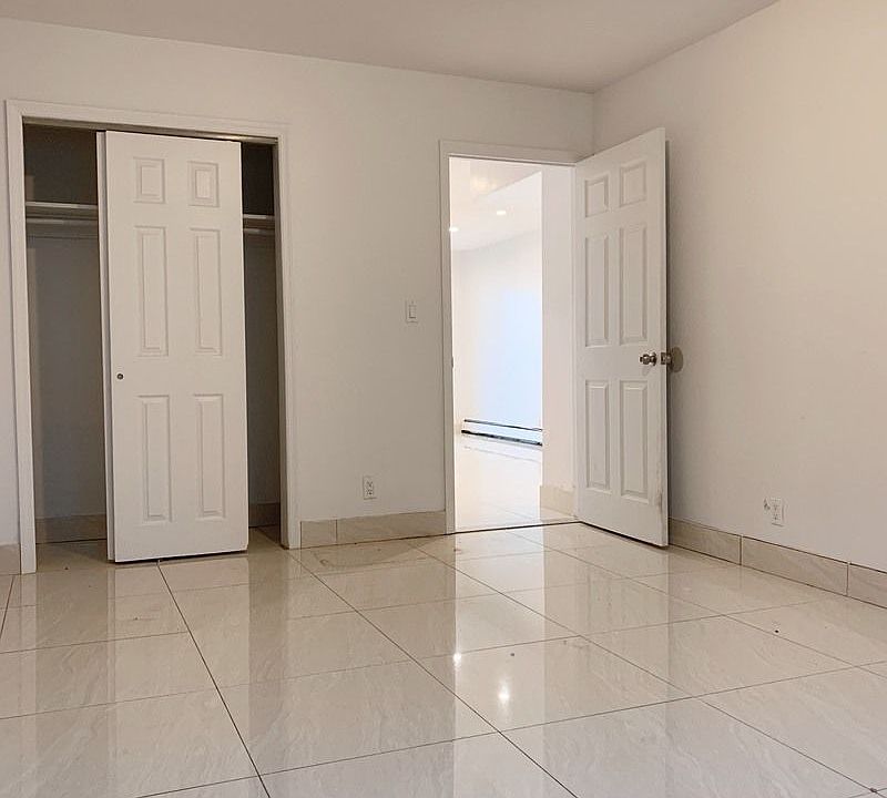 2nd image of 120-47 Sunrise Ct #1