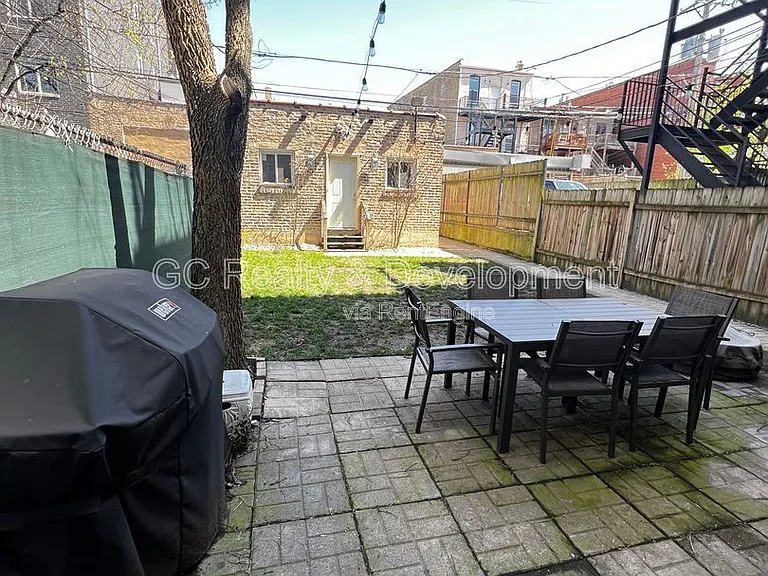 1439 N Artesian Ave #1 — Photo 29