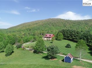 2147 Hattie Hill Rd, Vilas, NC 28692