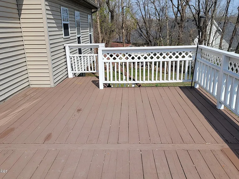 10313 Chimney Ridge Ct — Photo 32