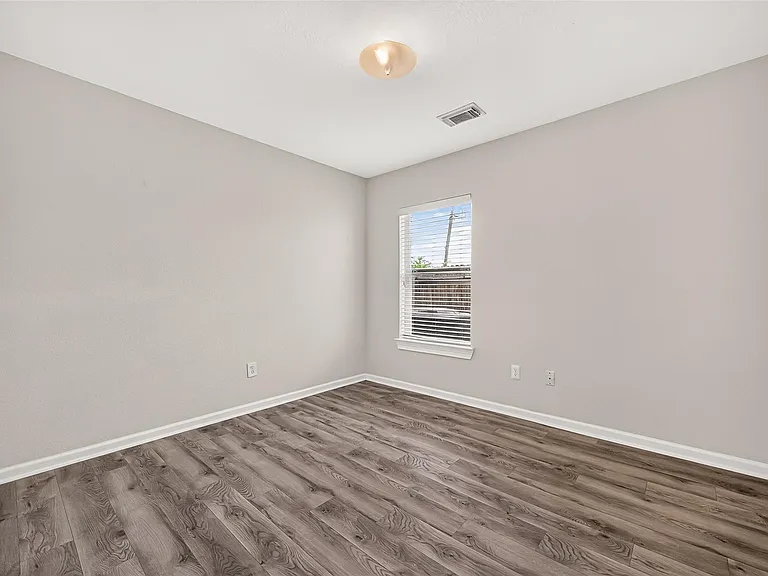 7242 Autumn Bluff Ln — Photo 33