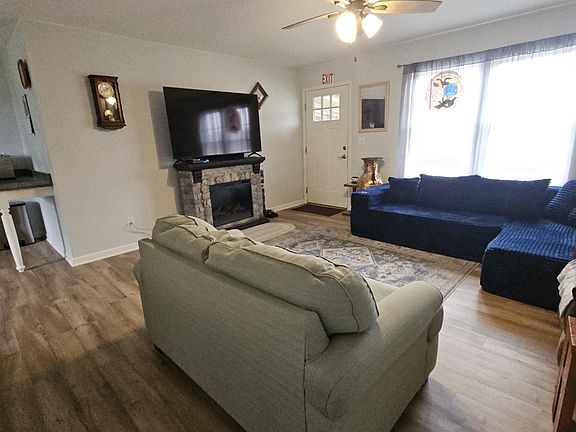 4th image of 8983 Chestnut Rd