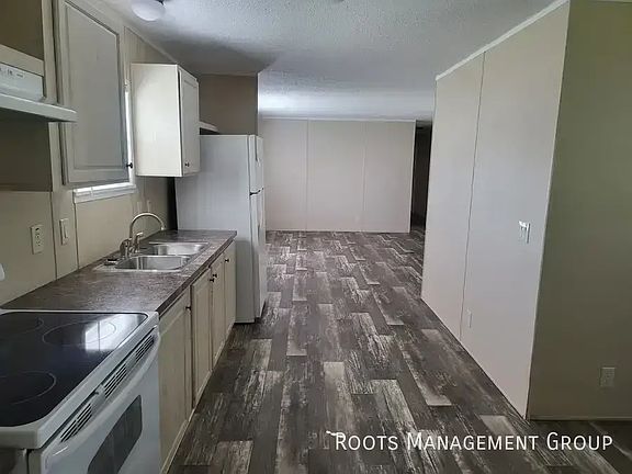 4th image of 2717 Groveland St #2717G