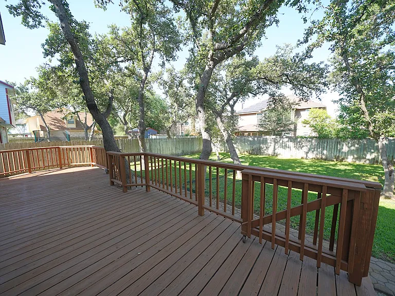 7315 Park West Dr — Photo 37