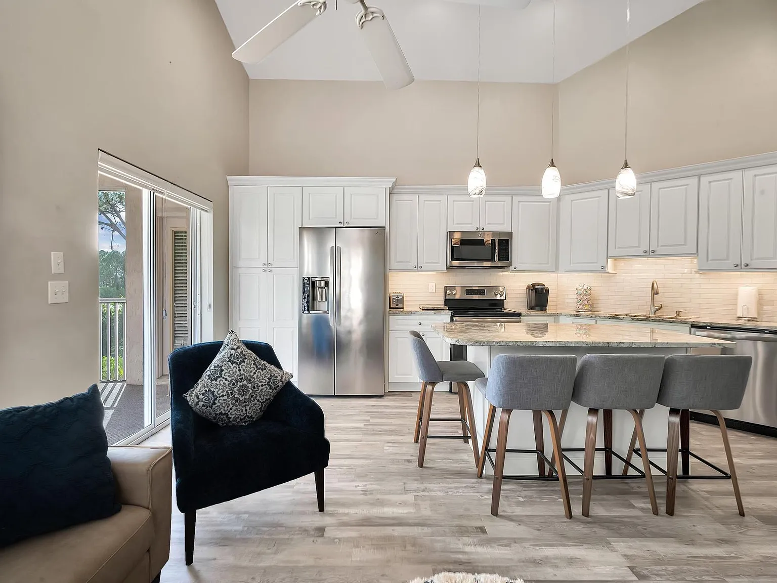 1 bed, 1.0 bath, 850 sqft, $1,850 — Photo 4