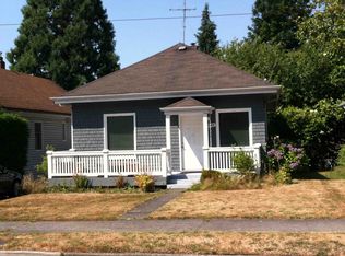 844 NE 57th St, Seattle, WA 98105
