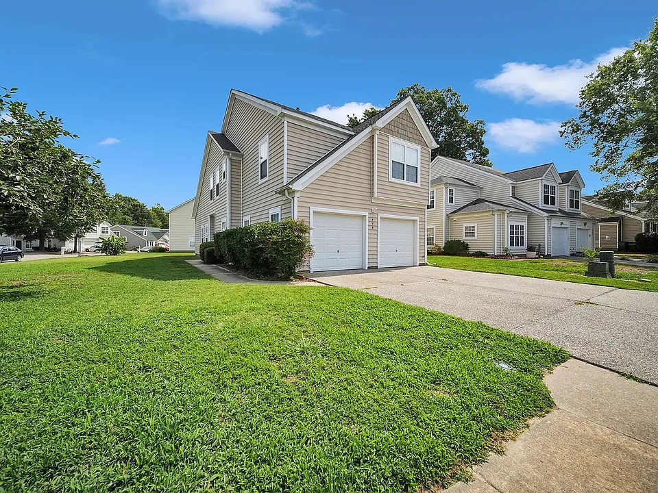 408 Holmes Blvd
