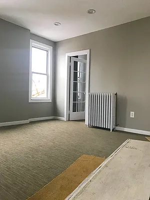 Rented by Capri Jet Realty Corp | media 2