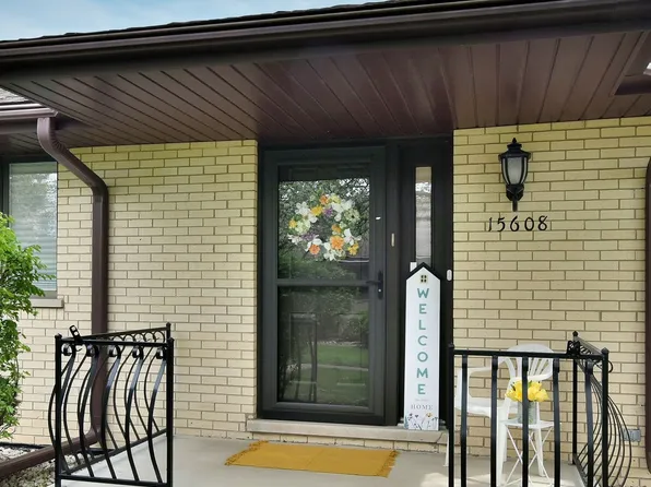 15608 Petunia Ct, Orland Park, IL 60462