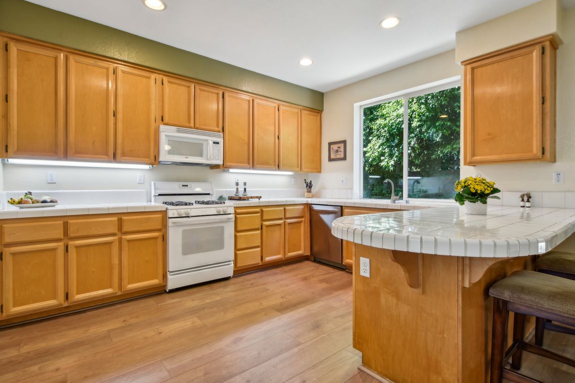 Coventry Cir-007.jpg
