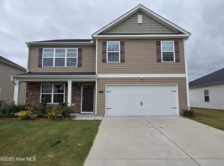 4510 Sandstone Dr, Greenville, NC 27858