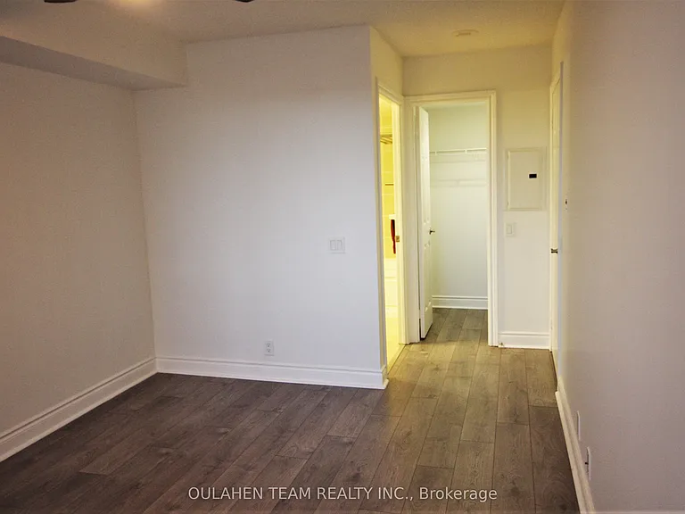 80 Harrison Garden Blvd #219 — Photo 14