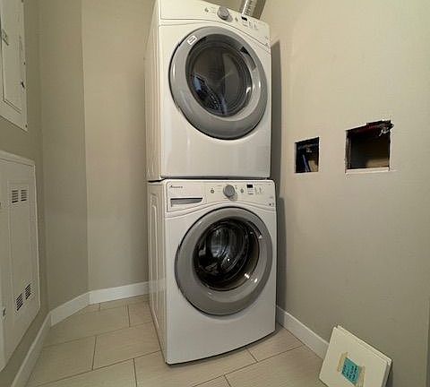 3rd image of 502 Perehudoff Cres #308