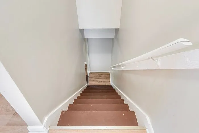 743 McPherson Dr — Photo 11