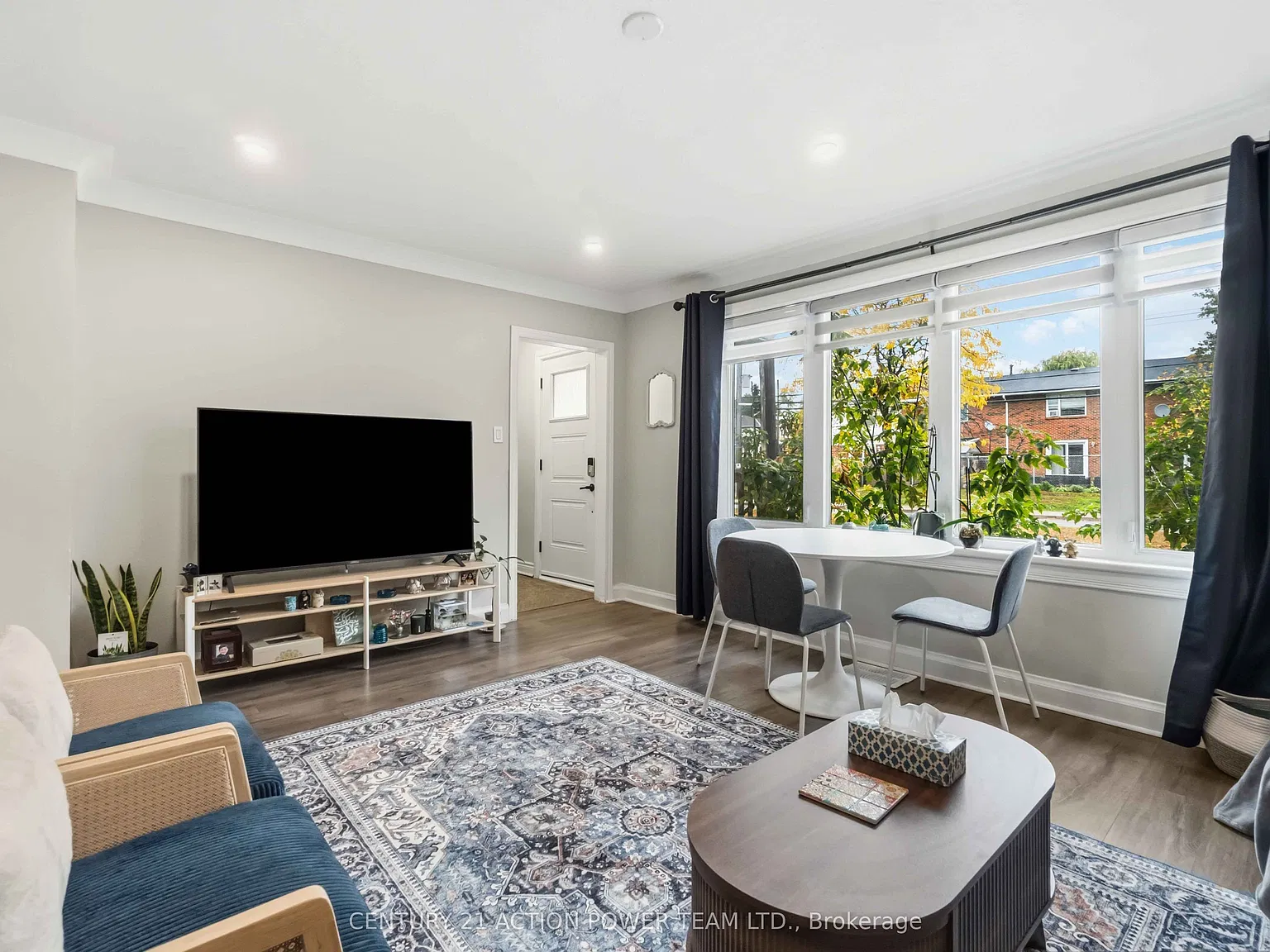 4 bed, $2,800 — Photo 4