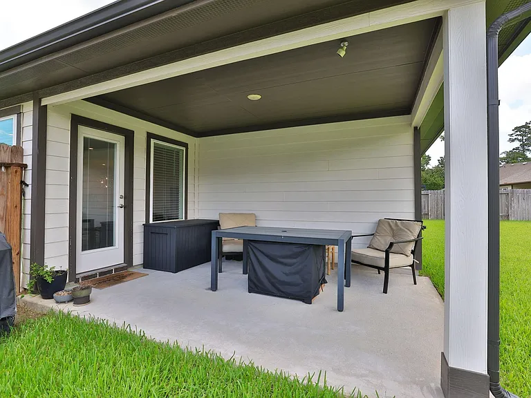 14209 Silver Maple Ct — Photo 33