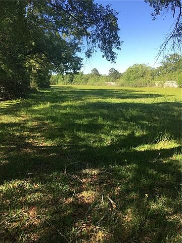 2nd image of 15513 E Hoffman Rd