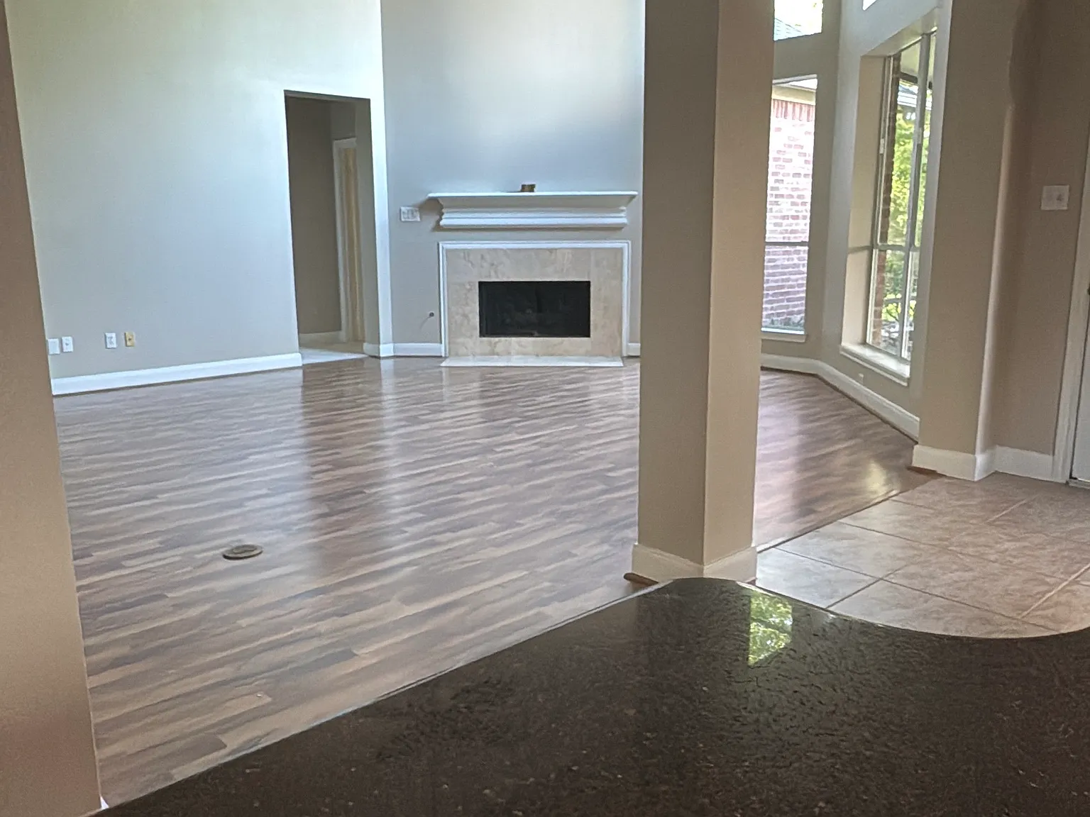 5 bed, 3.5 bath, 4329 sqft, $3,800 — Photo 4