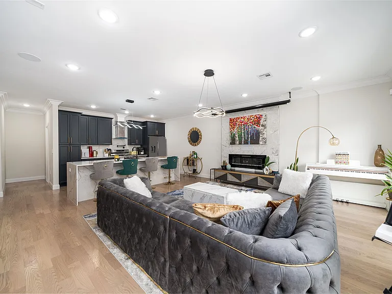 3436 Kennedy Blvd — Photo 11