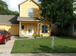 1006 E 3rd St, Georgetown, TX 78626