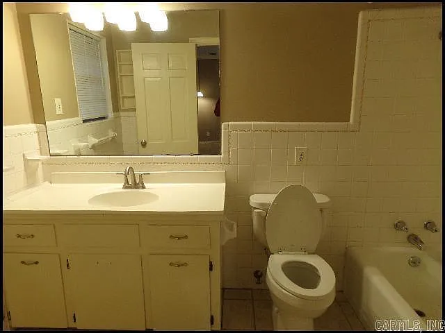 5800 N Walnut Rd — Photo 18