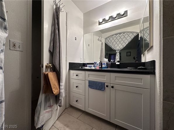 north-las-vegas-nevada-447297631 picture