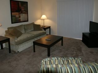 2940 SW 31st Ct APT 301, Topeka, KS 66614