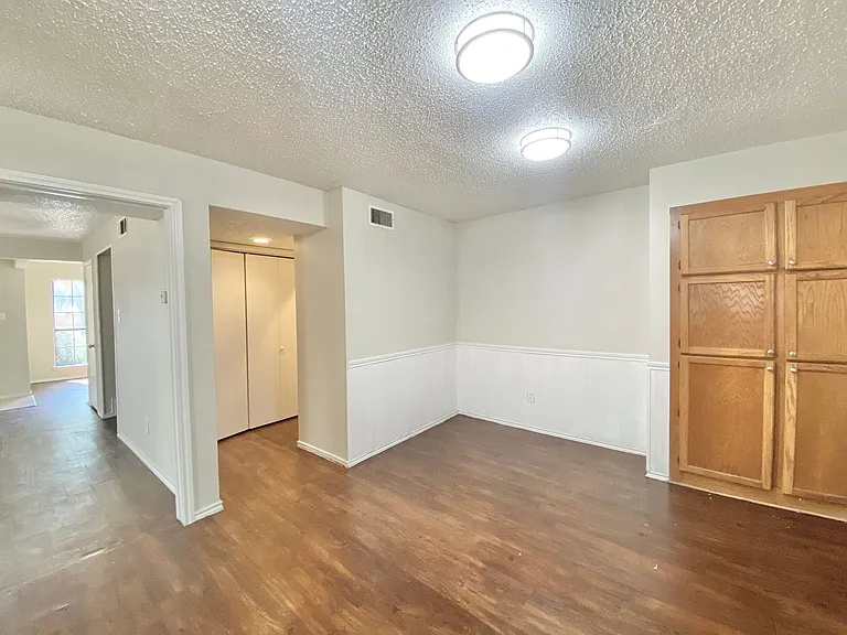 2202 Prairie Creek Trl — Photo 18