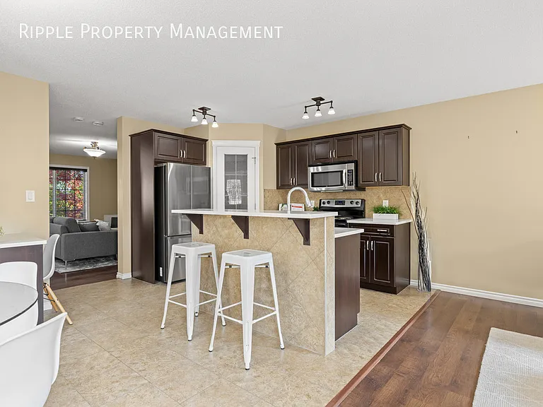 273 McConachie Dr NW — Photo 2