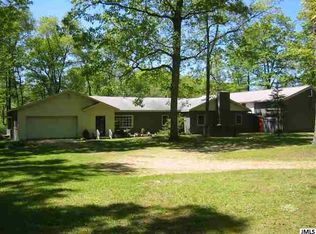 5323 Ann Arbor Rd, Jackson, MI 49201