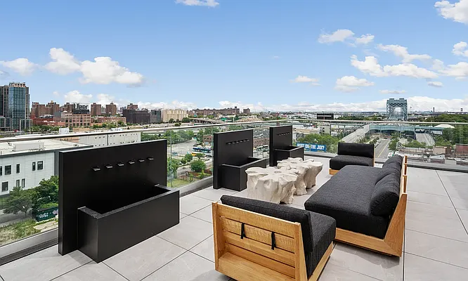 Rented by REAL New York | media 38