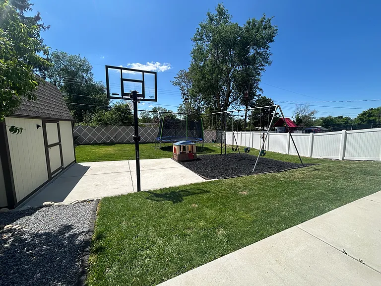 7192 S 2985 E — Photo 27