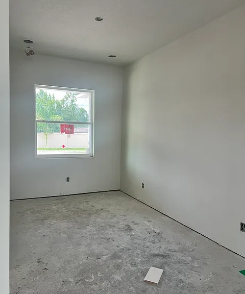 2083 Maverics Dr — Photo 5