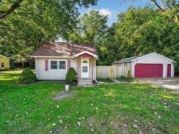 548 Porter St, La Porte, IN 46350