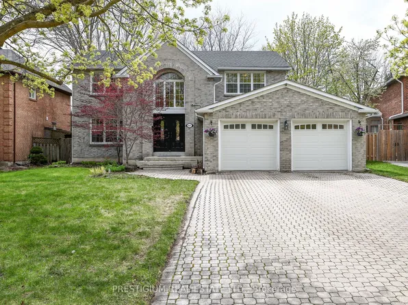 61 Addington Sq, Markham, ON L3R 7N2