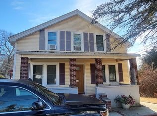 438 School St, Stoughton, MA 02072