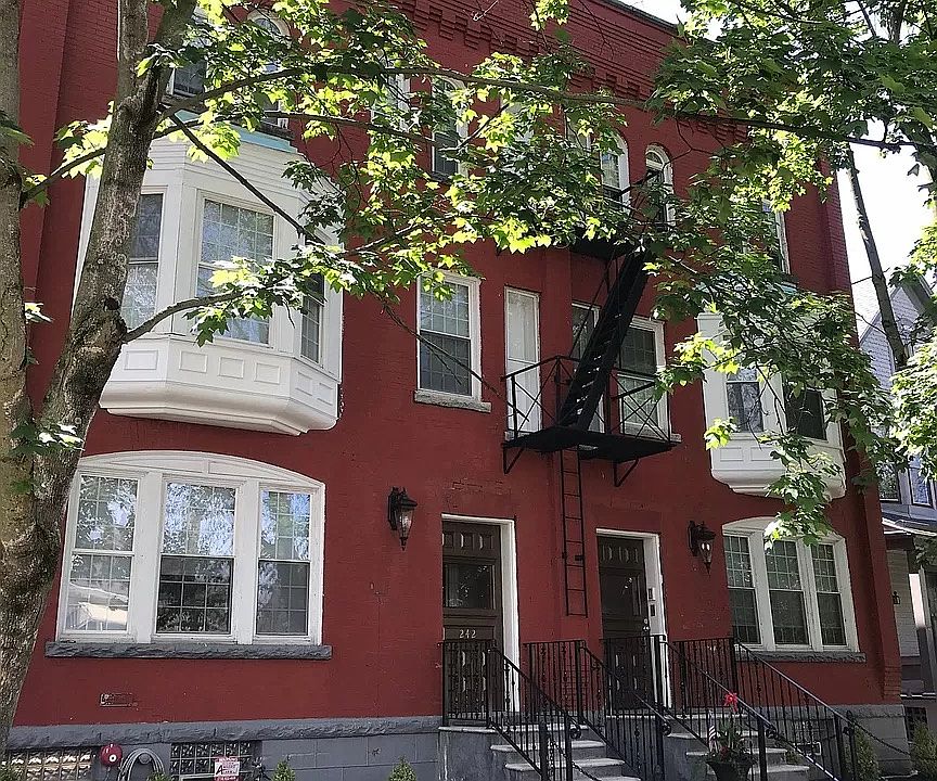 1st image of 244 Richmond Ave