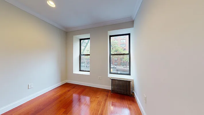 Rented by Bond New York | media 1