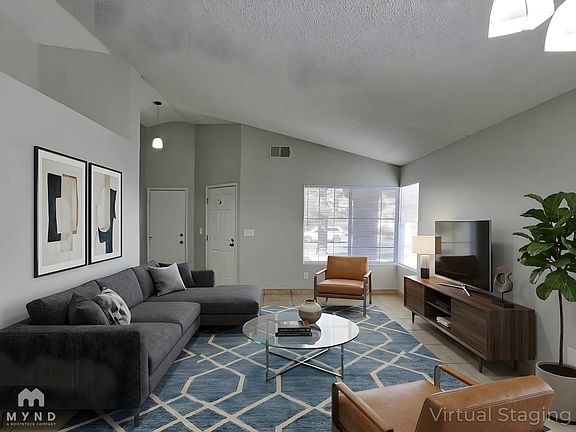 3rd image of 1328 Sun Point Dr