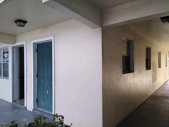 2nd image of 2170 Knox Mc Rae Dr Unit 3