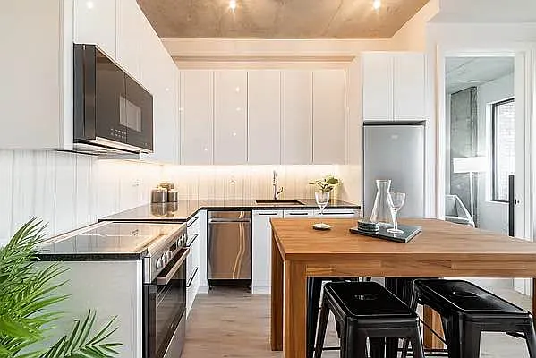 Rented by Highline Residential | media 21