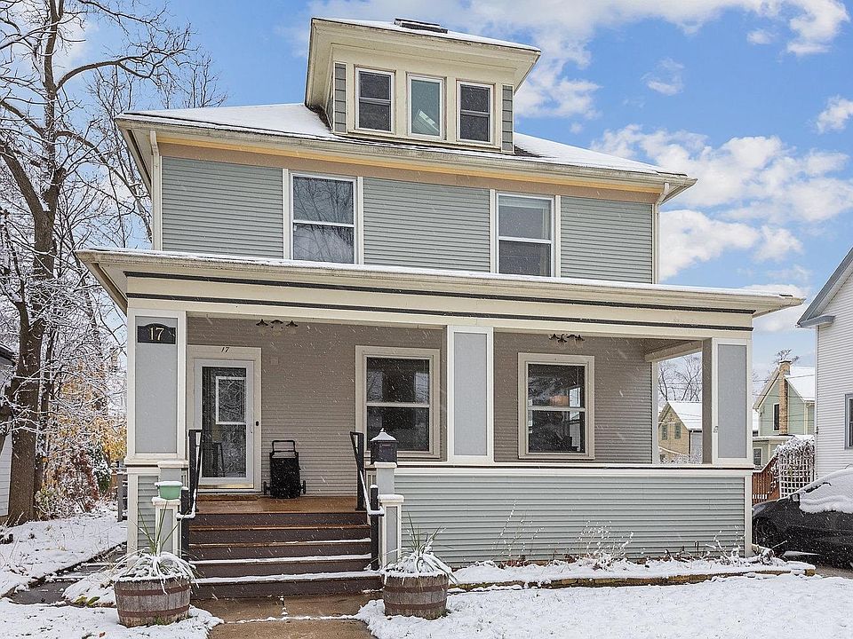 1st image of 17 Forest Ave