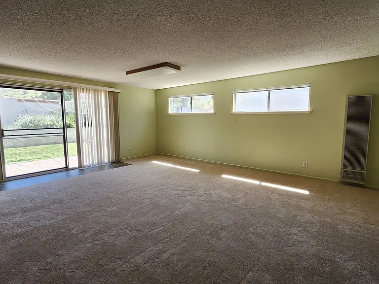 1308 W Lime Ave — Photo 7