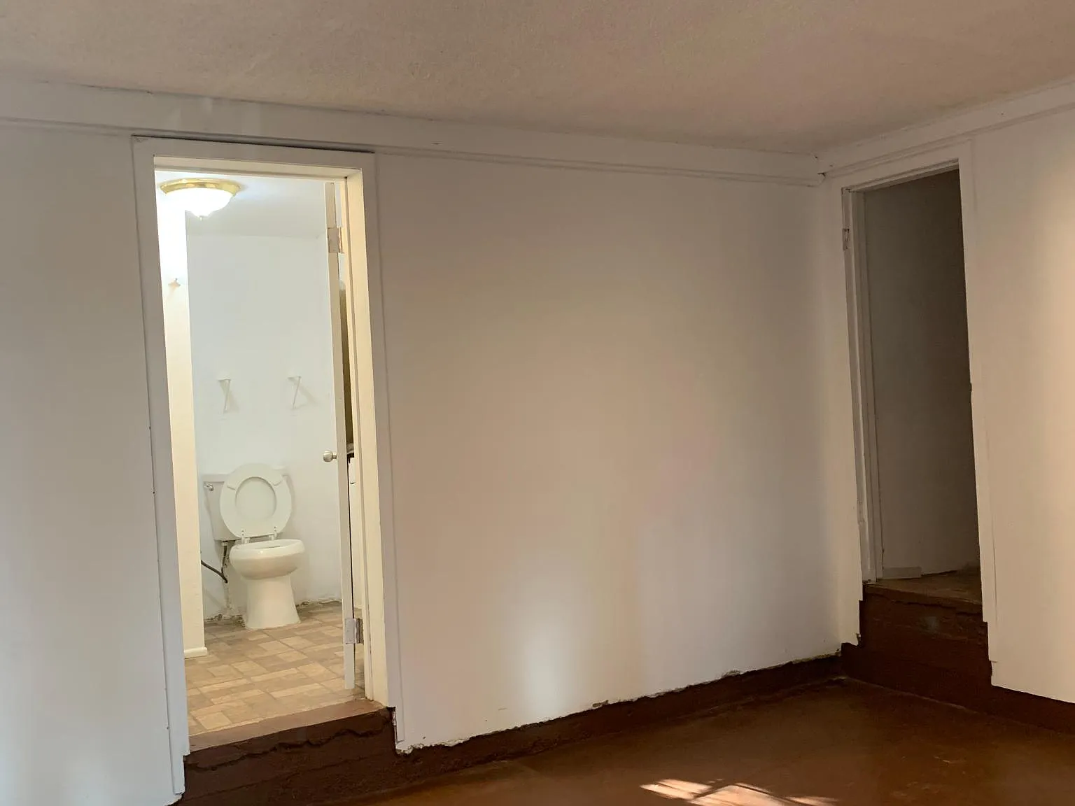 Studio, 600 sqft, $1,650 — Photo 2