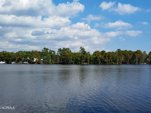 60 Kennedy Ct N #60, Hertford, NC 27944