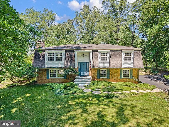 3rd image of 83 Caldwell Rd
