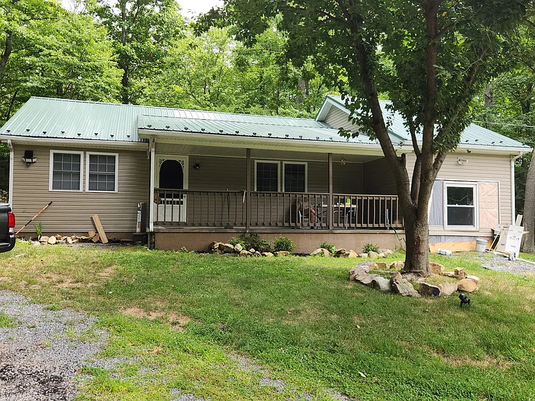 1005 Dominion Trl — Photo 1