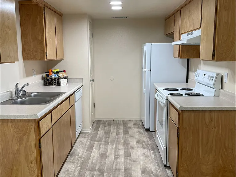 Brandywine Apartments — Photo 6